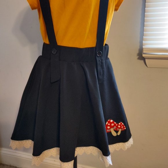 Mushroom skirt with Lace trim - Picture 1 of 4